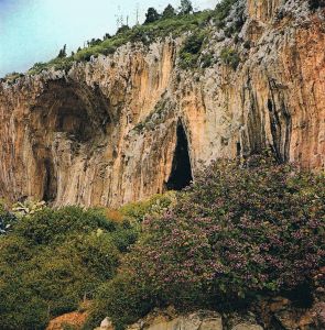 Les grottes de Balzi Rossi