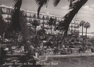 Hotel Royal e la sua piscina 1952