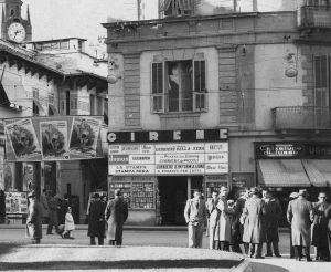 The Central Cinema with the former Café Européenne next to it.