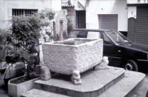 La fontana quando era in Via Corradi