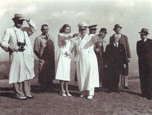 Hermann Göring in visita a Monte Bignone salito con la funivia