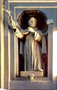 Statua di San Leonardo di Porto maurizio
